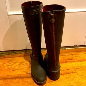 Hunter Tall Back Zip Rain Boot - Dark Brown